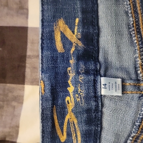 Seven7 Tummyless High Rise Skinny jeans - Picture 6 of 9